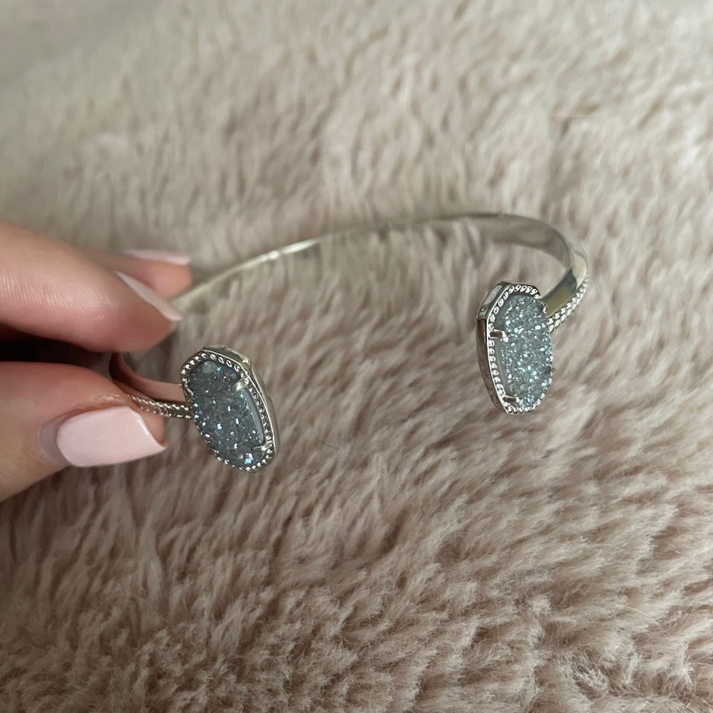 Kendra Scott Elton Silver Cuff in Steel Gray Drusy